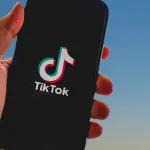 TikTok non si ferma e segue la linea di Youtube