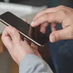 4 metodi per sbarazzarti dalla dipendenza da smartphone