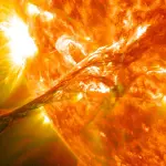 La gigantesca esplosione sul sole crea una tempesta magnetica
