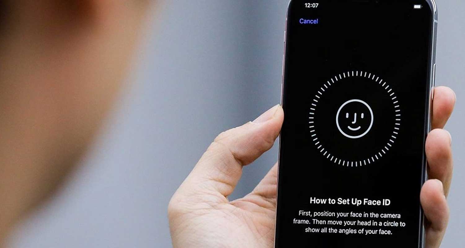 iPhone 13 se sostituisci il display niente più Face ID