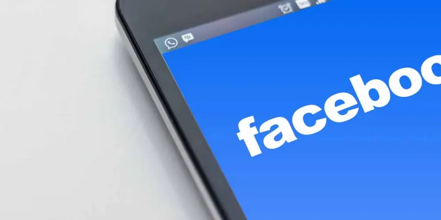 Facebook lancia le newsletter con bulletin