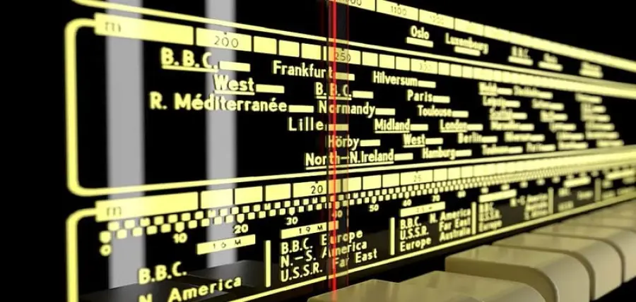 Dai canali d'Italia al web on air: la storia delle frequenze radio