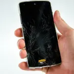 Smartphone, registrato il maggior crollo dell’ultimo decennio