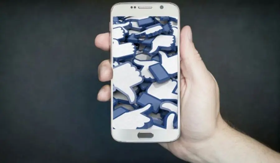 Facebook, ennesima giornata di down in Italia