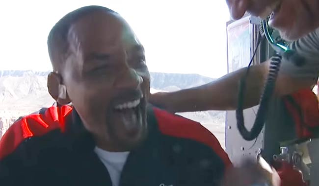 Will Smith 50 anni festeggiati con un volo da un elicottero