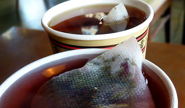 Omeopatia, Beppe Grillo si schiera contro e attira critiche velenose