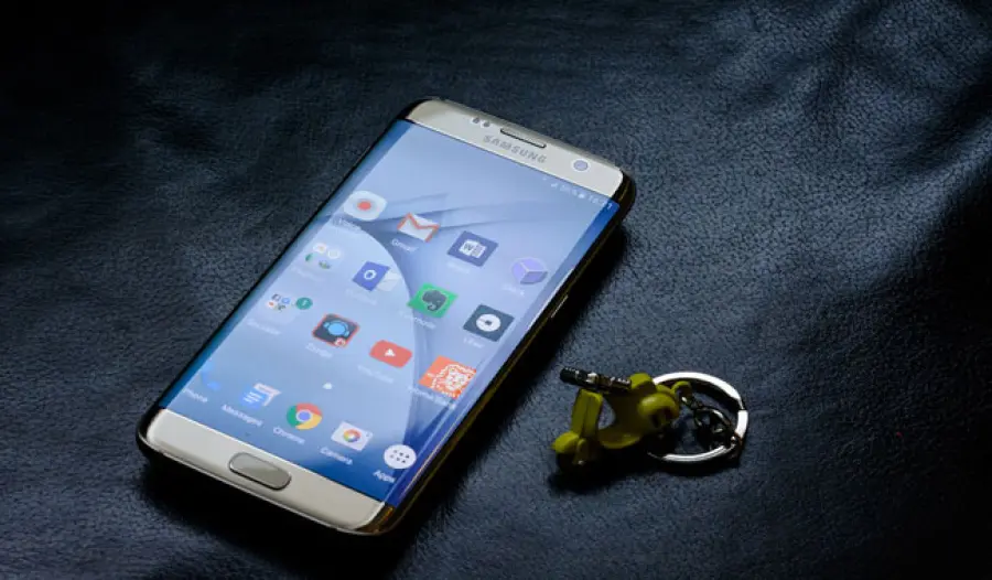 Samsung Galaxy S9 mini potrebbe essere realtà?