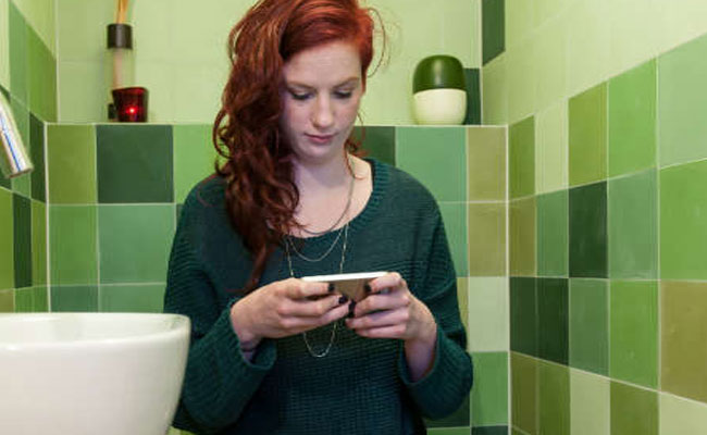 Smartphone la batteria si ricarica con l'urina