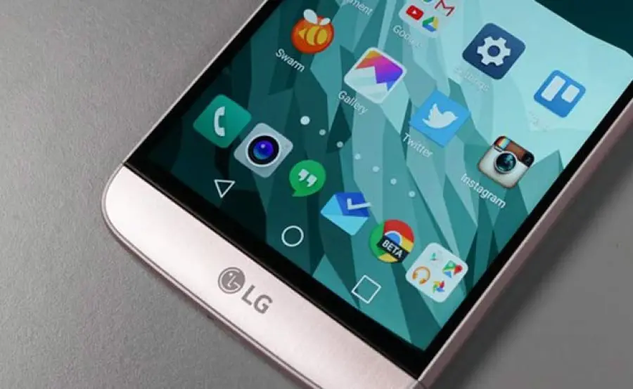 LG G6 mostrato da Evleaks in un possibile render stampa favoloso