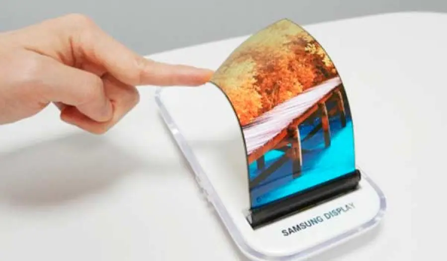 Schermi AMOLED, i costruttori cinesi Vs Apple