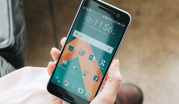 HTC 10 evo con certificazione IP57, resistente a tutto