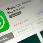 WhatsApp, sospesa la condivisione dei dati con Facebook