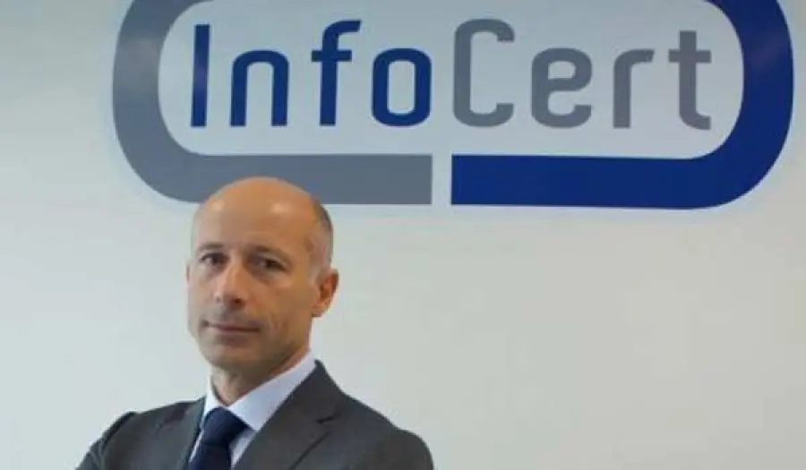 GoSign, InfoCert lancia la firma digitale online anche in mobilità