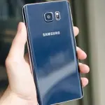 Samsung, il Galaxy S7 Edge si colora di Blue Coral