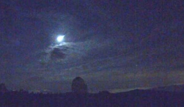 Spettacolare bolide spaziale nei cieli della Spagna