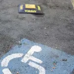 Arriva Tommy 2.0, il difensore dei parcheggi per disabili