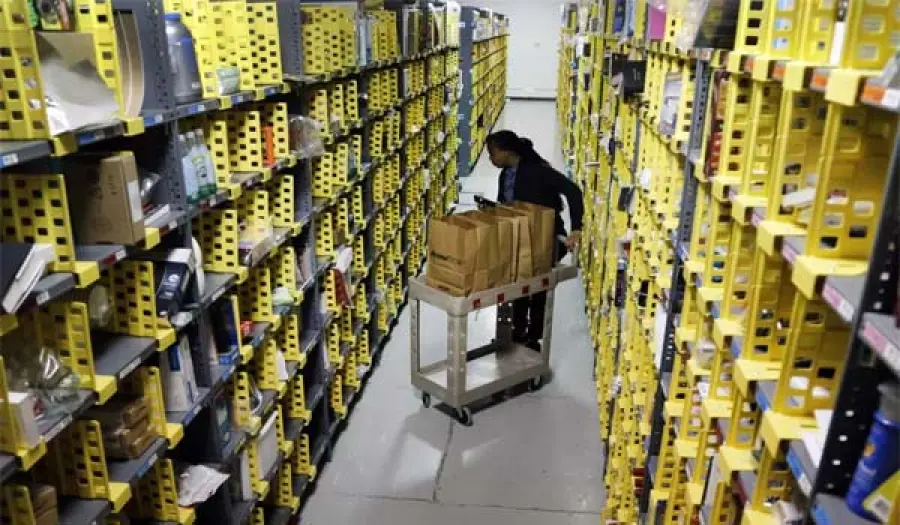 Amazon con forza decide di investire in Italia