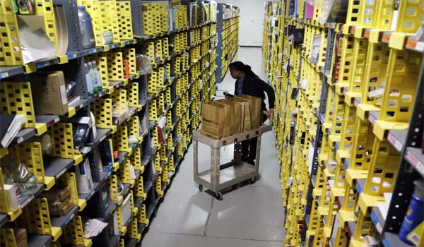 Amazon con forza decide di investire in Italia