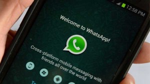 Agcom ipotizza una tassa per WhatsApp e le app di messaggistica