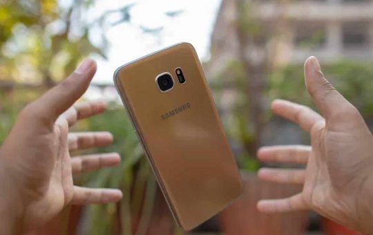 Come risponde il Samsung Galaxy S22 al test di resistenza
