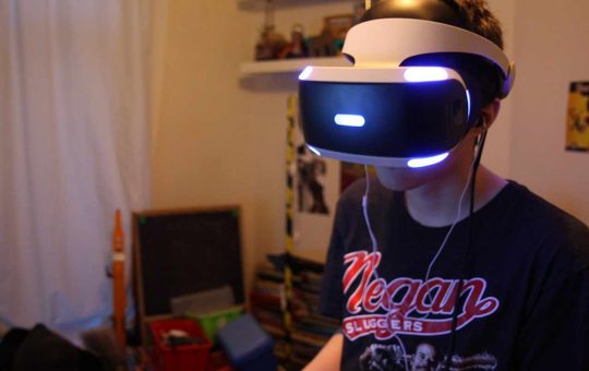 Il creatore della Playstation rivela I visori VR sono noios