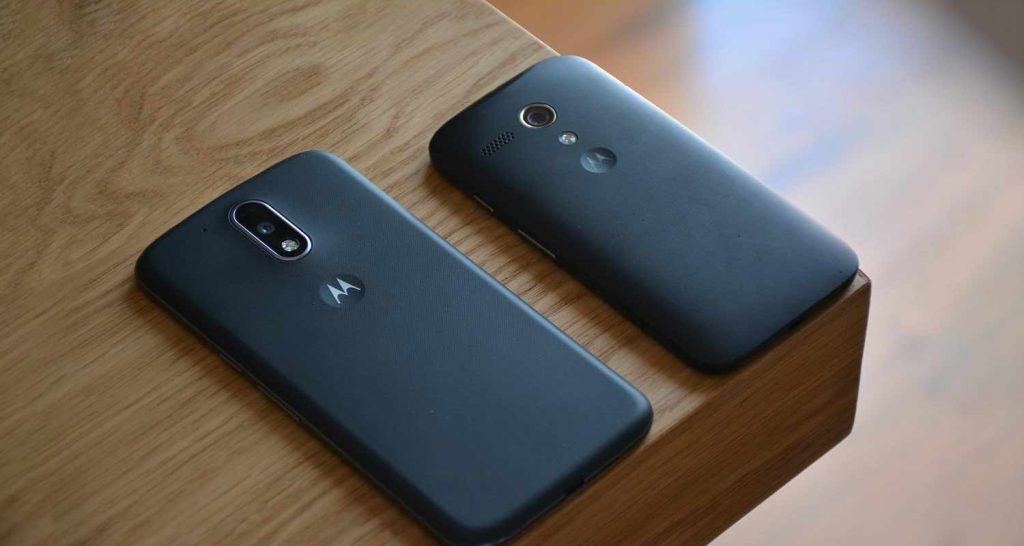 Motorola Edge 30 spicca il design sottile e leggero