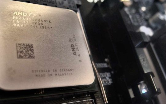 Ultimi modelli di processori Intel e AMD hanno gravi falle